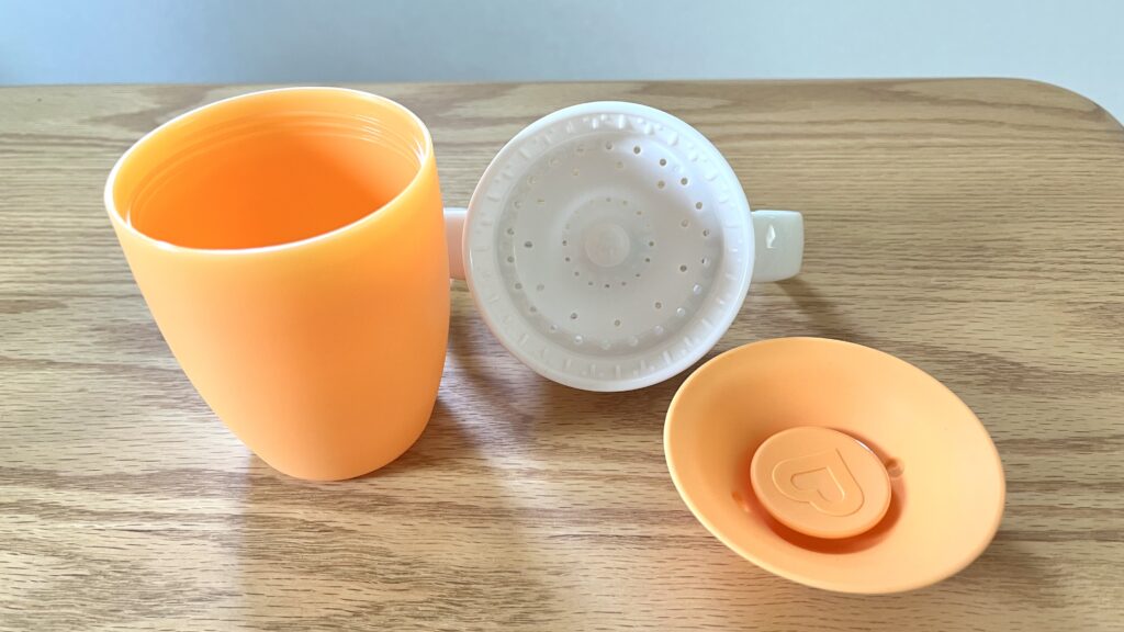ミラクルカップを分解した様子。
